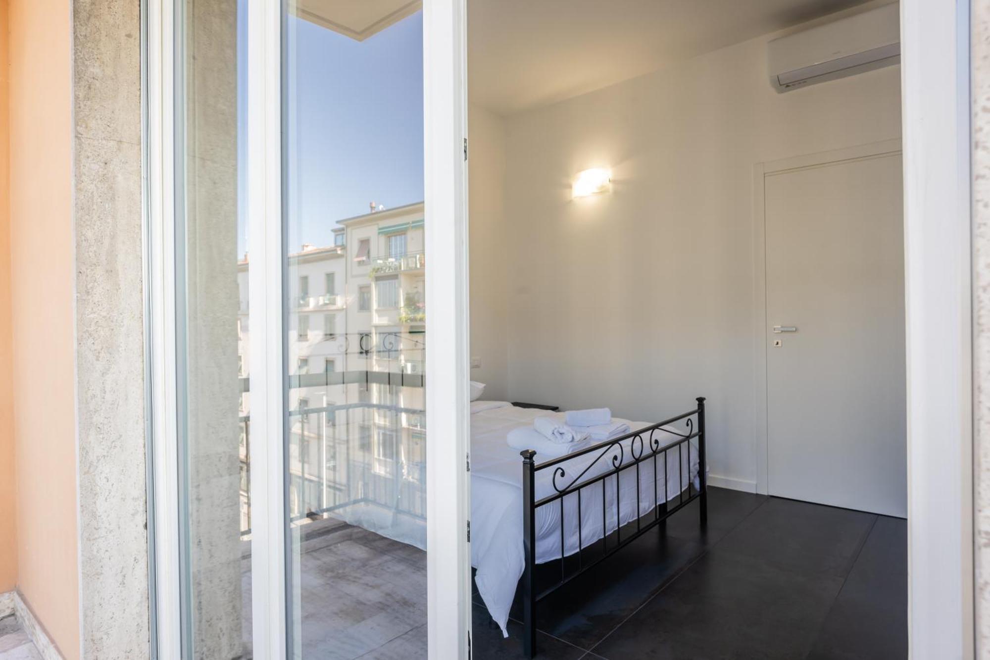 Lungarno Apartment フィレンツェ エクステリア 写真